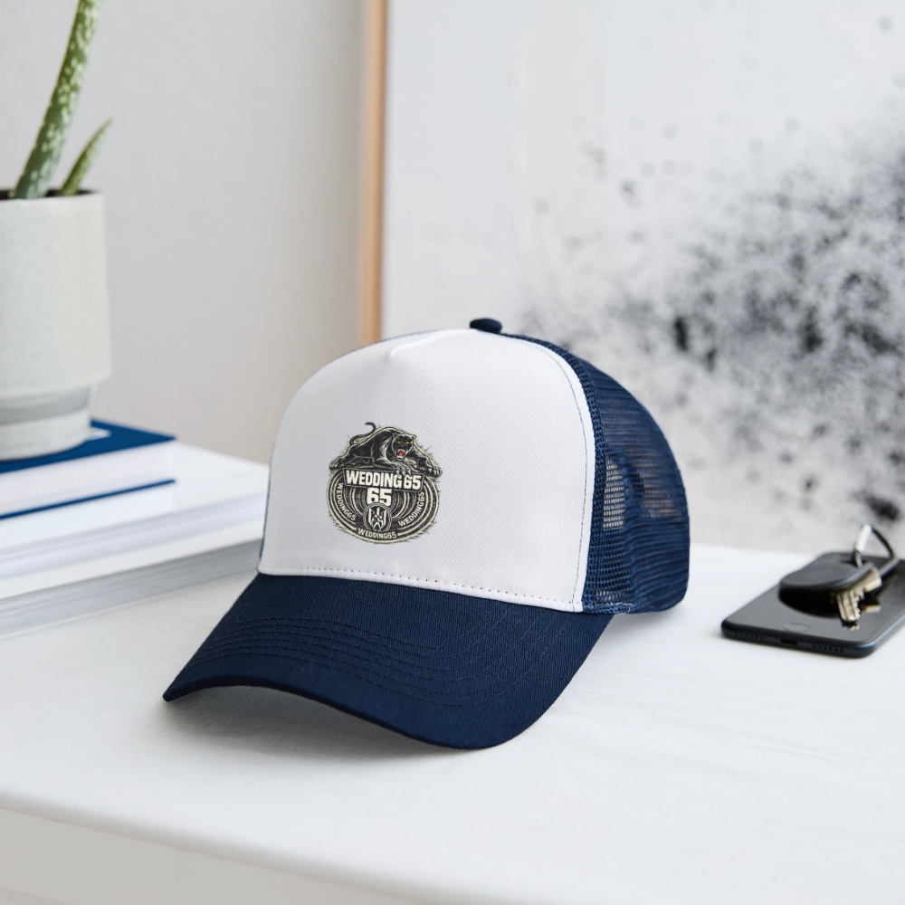 Wedding  65 Panther Berlin Trucker Cap - Weiß/Navy